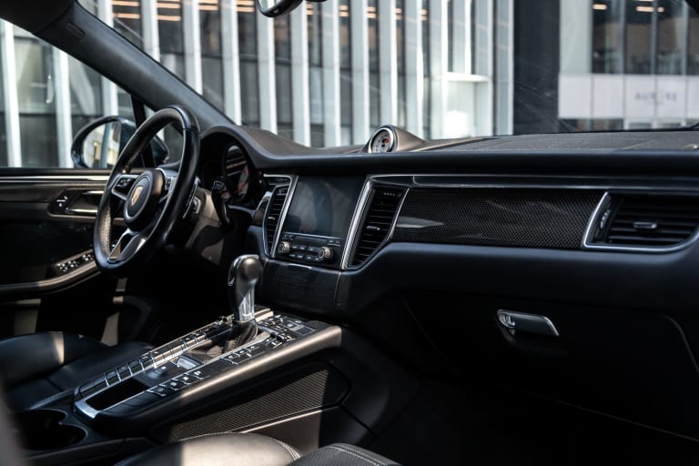 PORSCHE Macan Turbo Pack Performance 2018