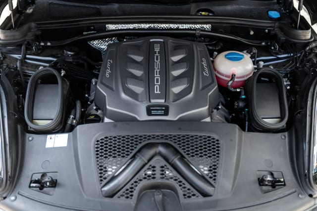 PORSCHE Macan Turbo Pack Performance 2018 occasion