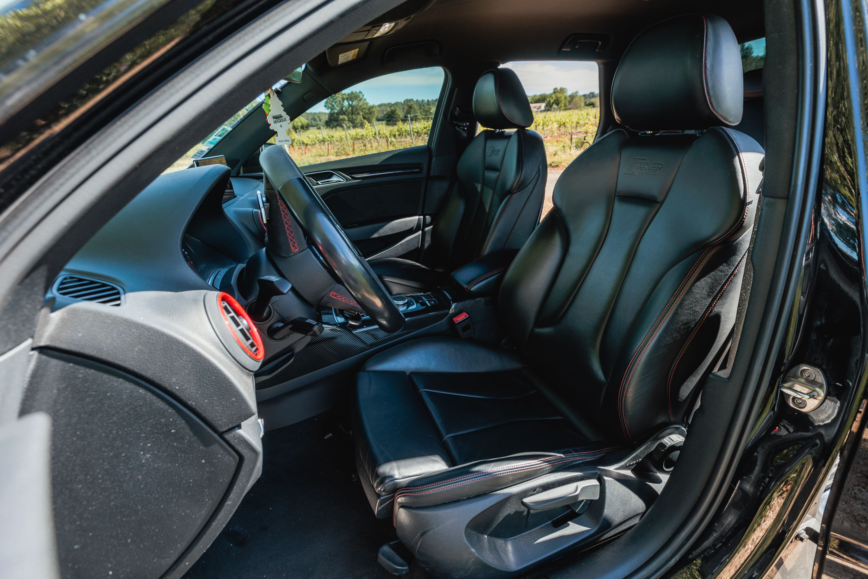 AUDI Rs3 Sportback 2017 occasion intérieur (1)