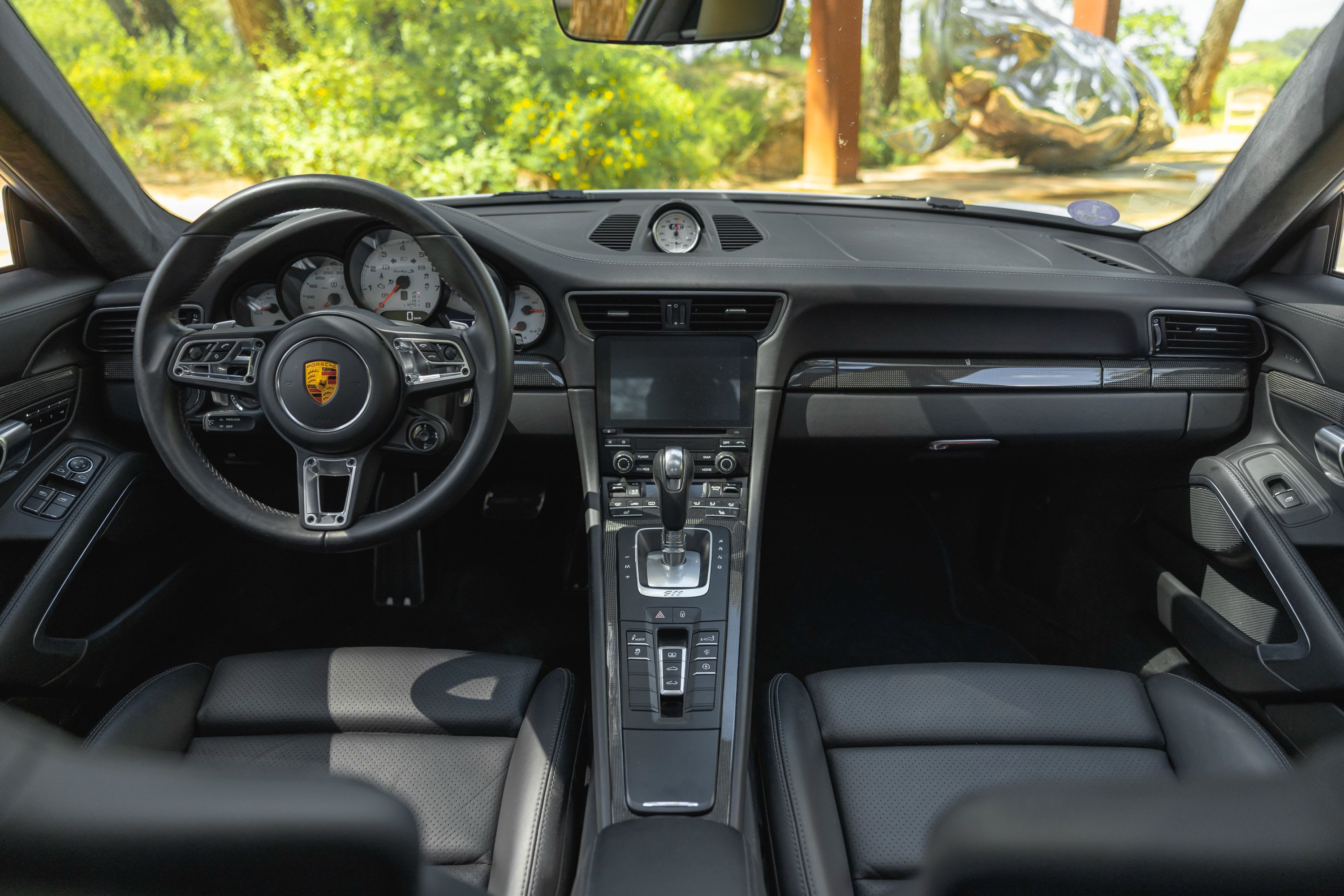 PORSCHE 911 991.2 Turbo S 2018 used interior (1)