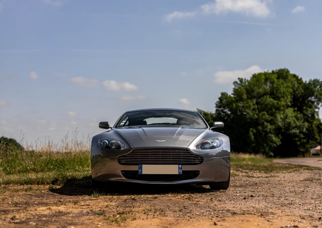ASTON MARTIN Vantage 4.3 2008 used