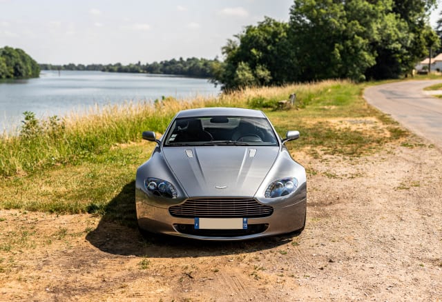 ASTON MARTIN Vantage 4.3 2008 used