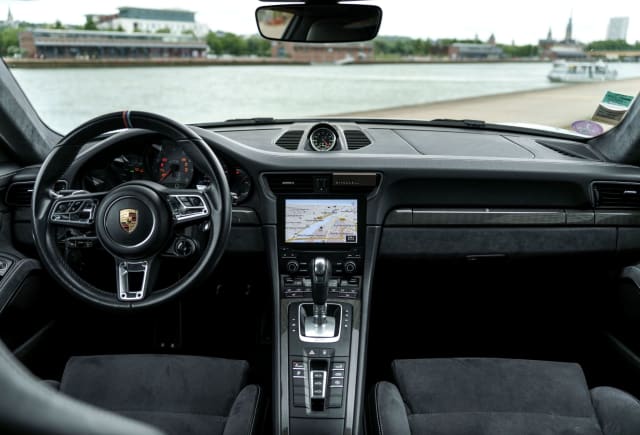 Porsche 911 991.2 Carrera Gts