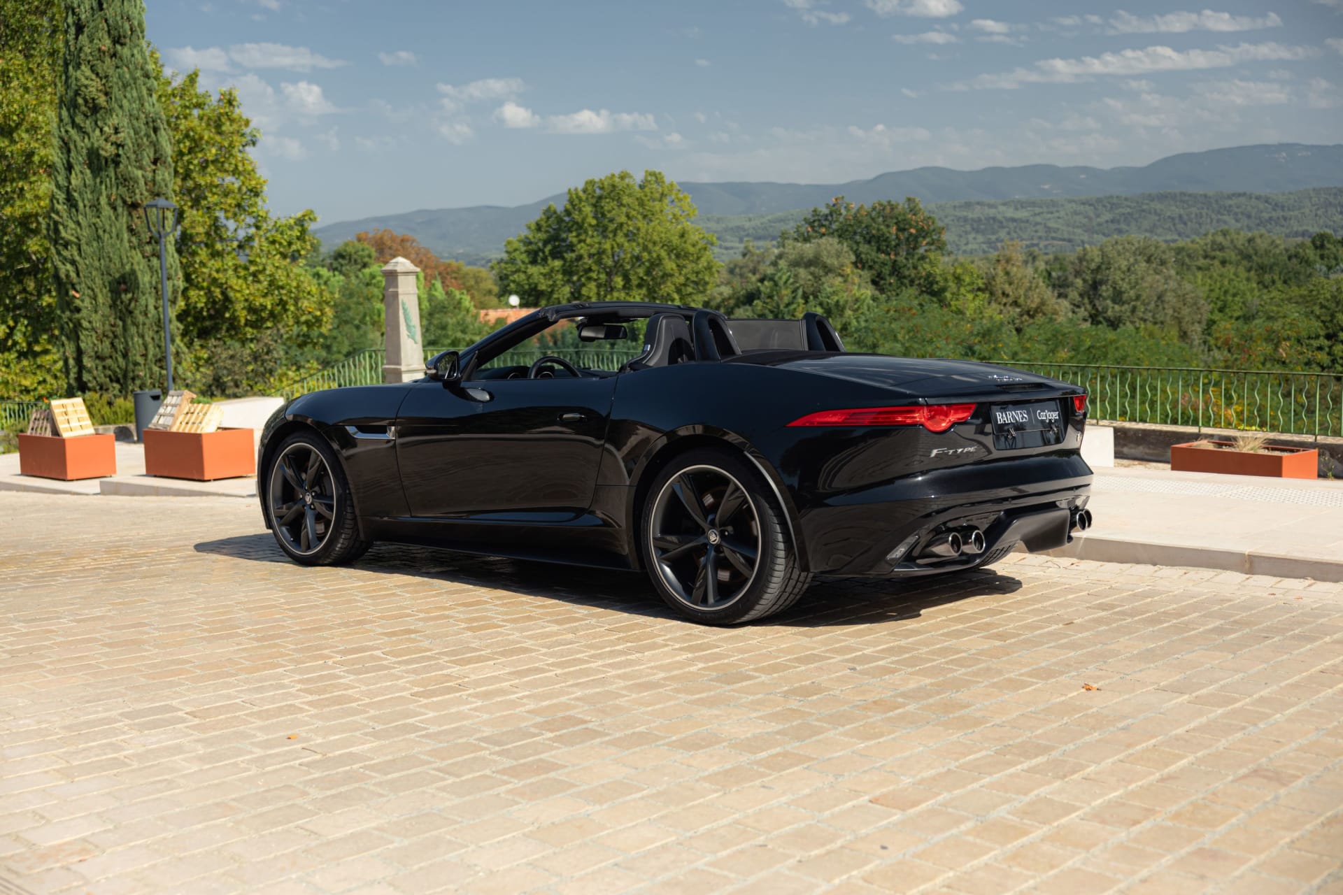 Jaguar F-type V8 S Roadster