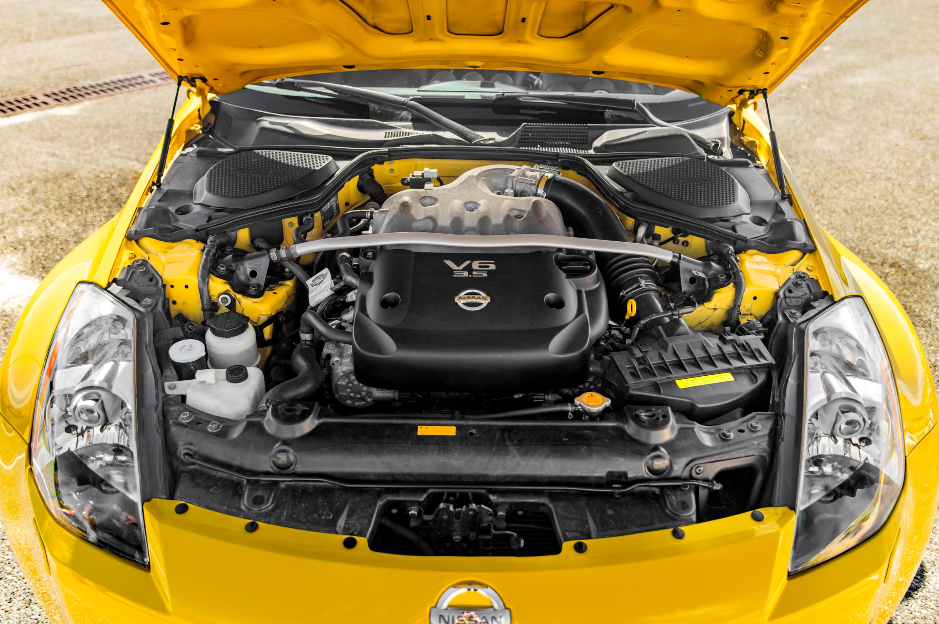 NISSAN 350 Z 35th Anniversary 300 Ch  2015 occasion mécanique (1)