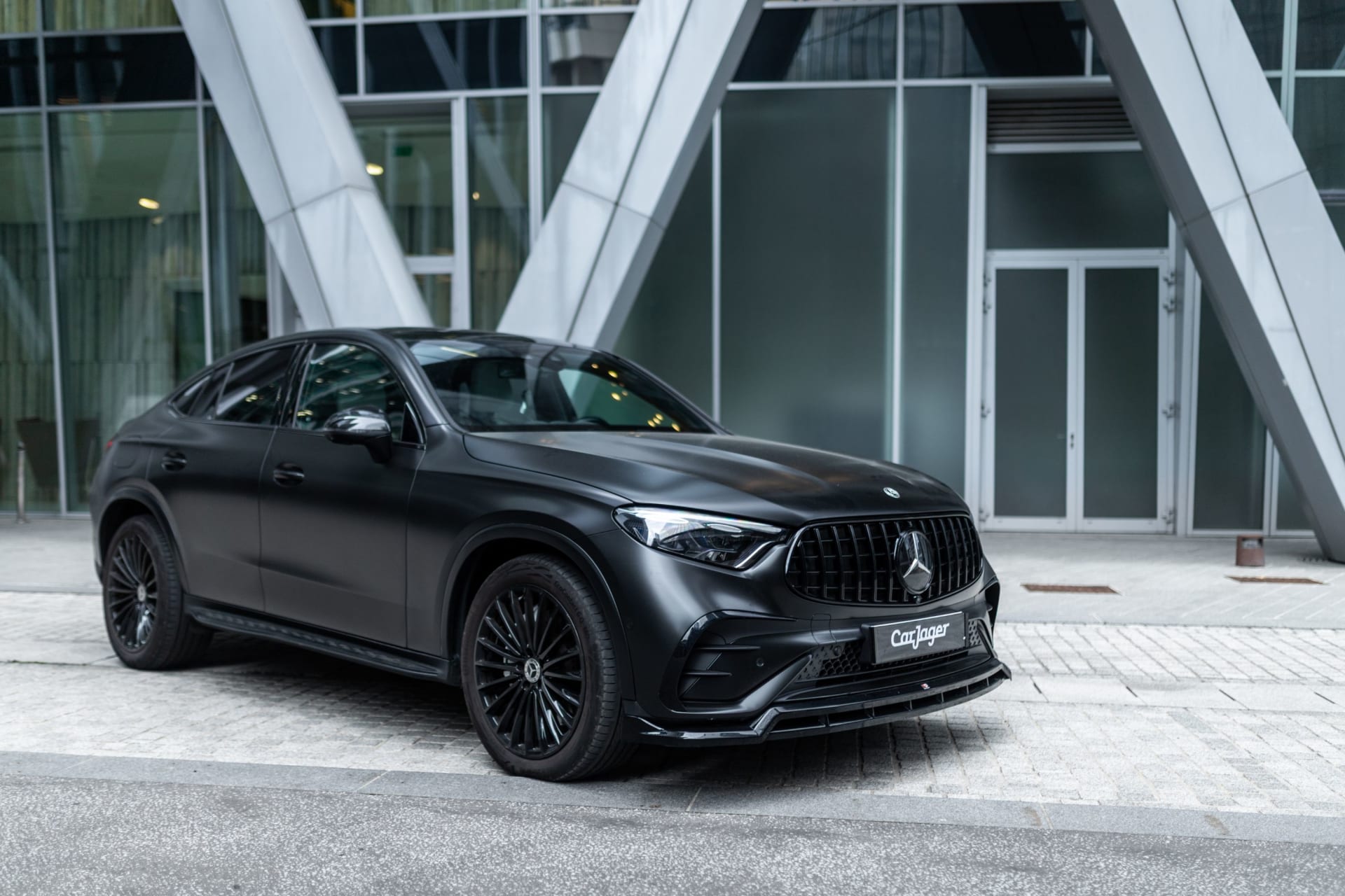 Mercedes-benz Classe Glc Coupé 200 Amg Line 