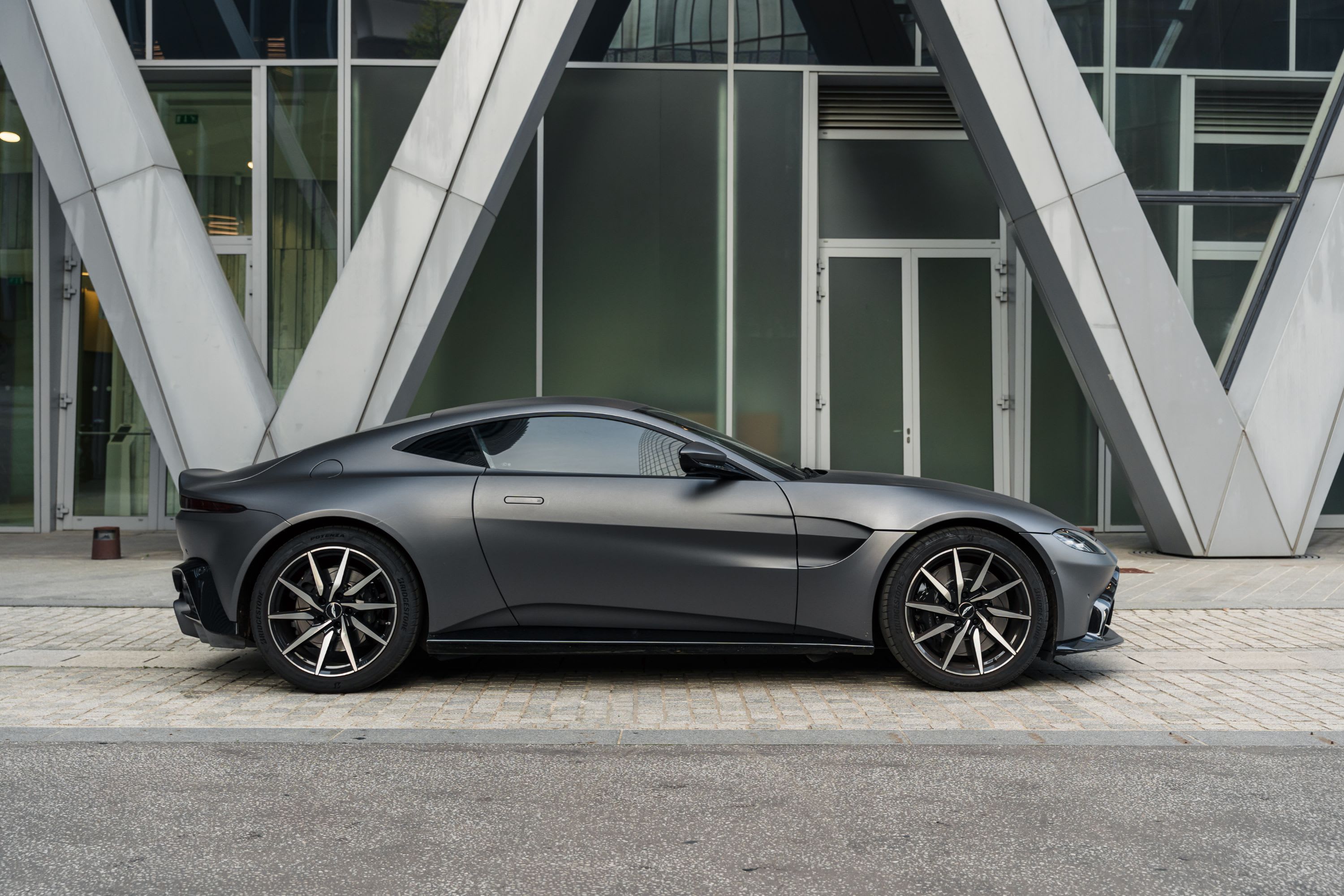 ASTON MARTIN Vantage V8  2021 occasion vidéo (1)