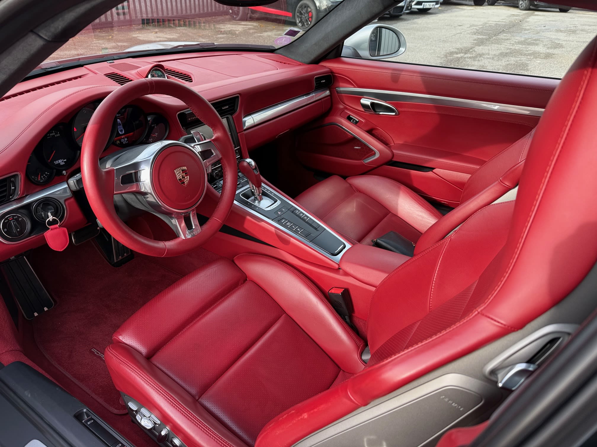 PORSCHE 911 991.1 Carrera S 2012 occasion intérieur (1)