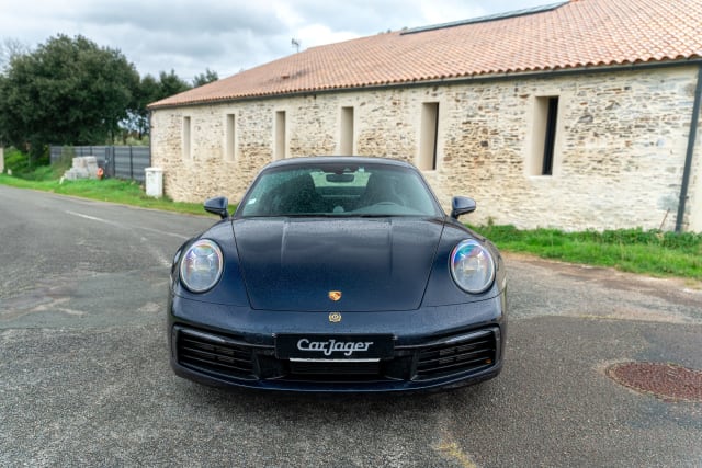 Porsche 911 992 Carrera 4s