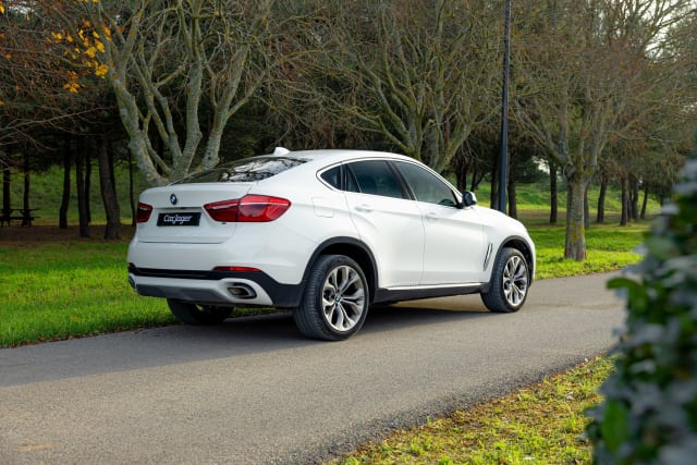 BMW X6 Xdrive 30da Lounge Plus 2017 used