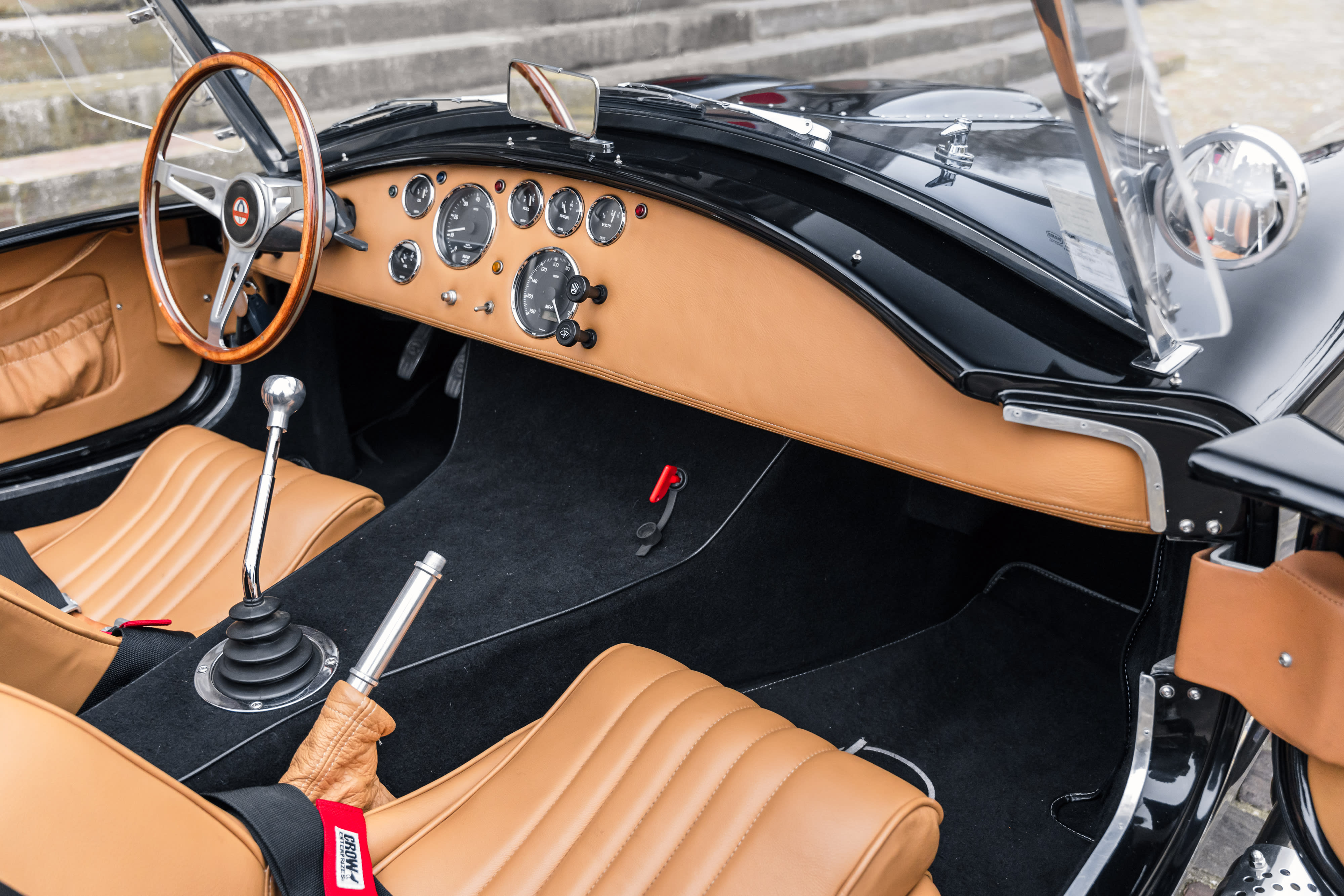 AC Cobra Mk Iii Backdraft Racing 2012 used interior (1)