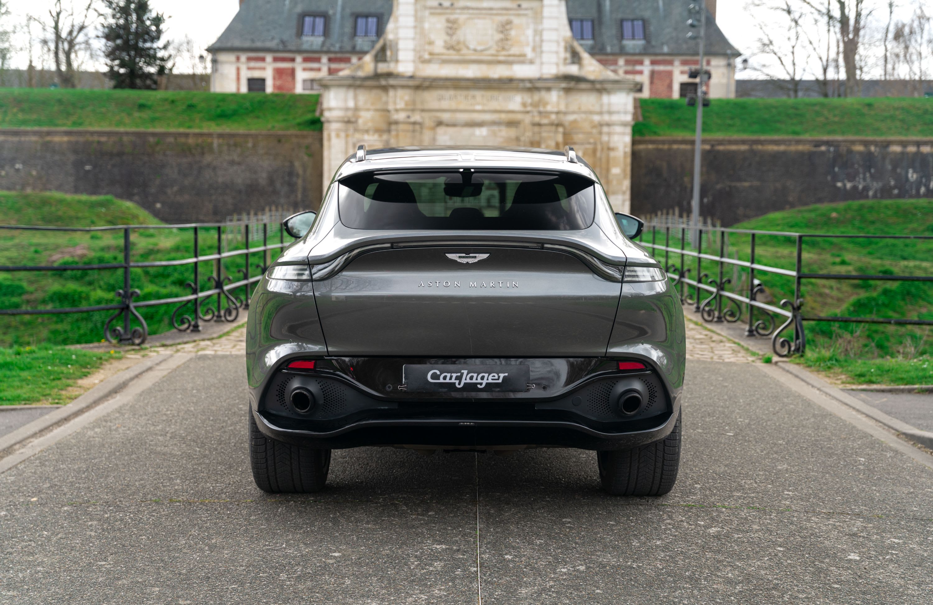 ASTON MARTIN Dbx 2021 occasion vidéo (1)