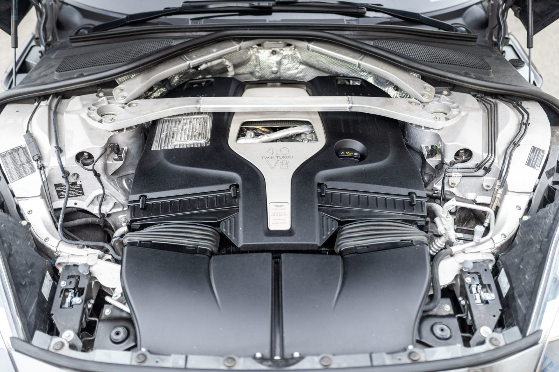 ASTON MARTIN Dbx 2021 occasion mécanique (1)
