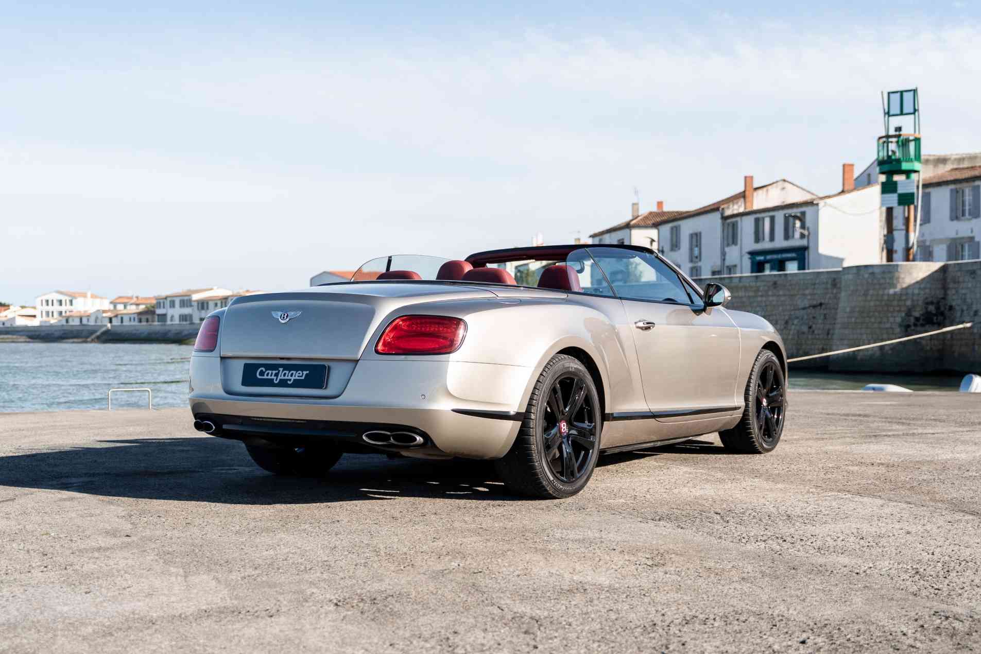 BENTLEY Continental gtc 2013