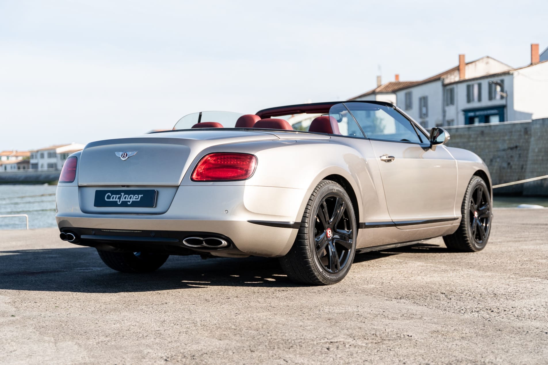 BENTLEY Continental gtc 2013