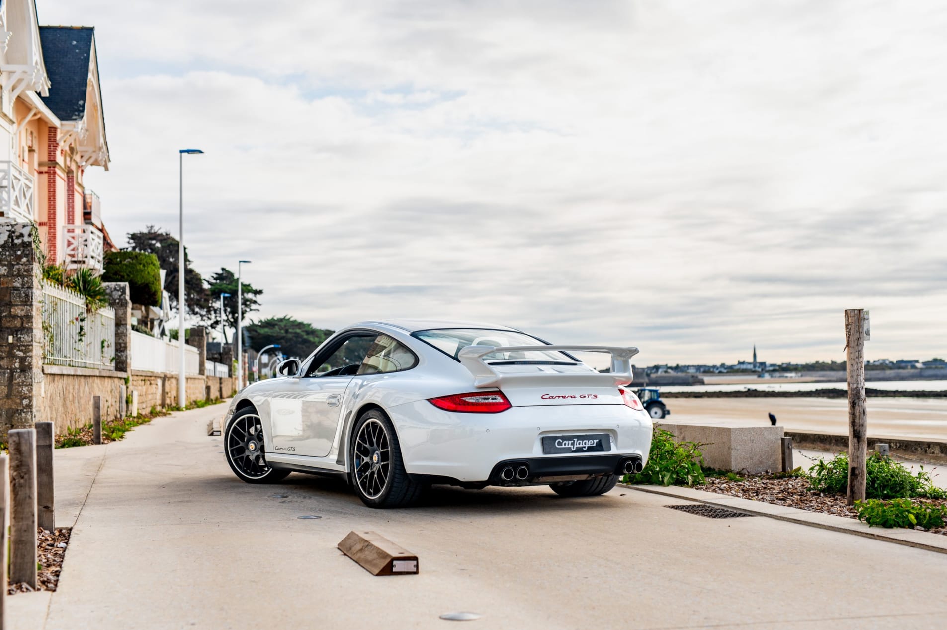 PORSCHE 911 997.2 Carrera GTS 2011