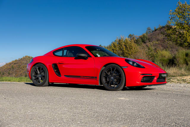Porsche 718 Cayman T