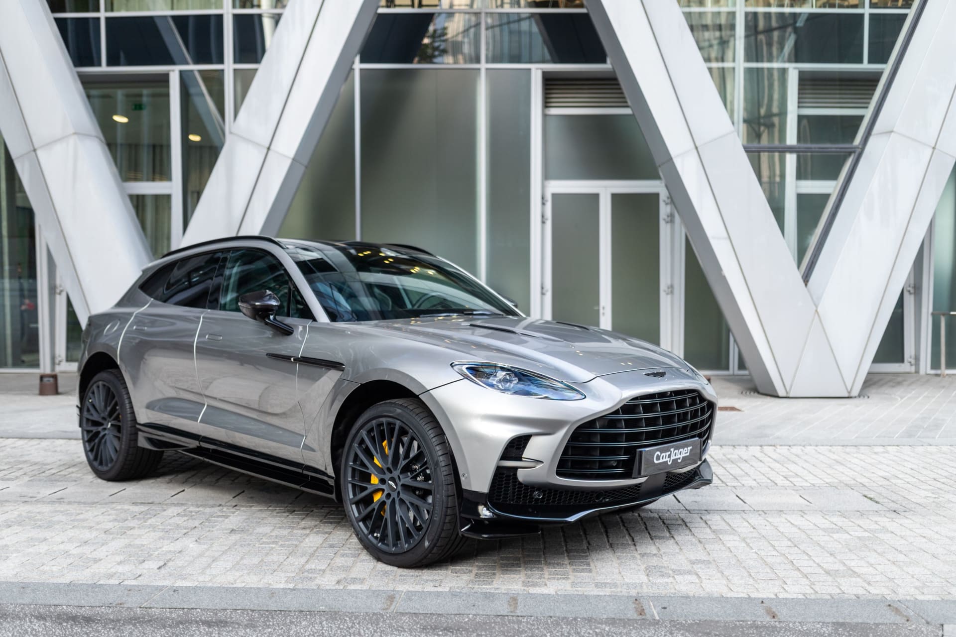 Aston Martin Dbx 707 Facelift - Q Spirit