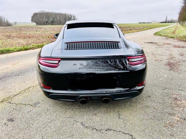 Porsche 911 991 Carrera Gts