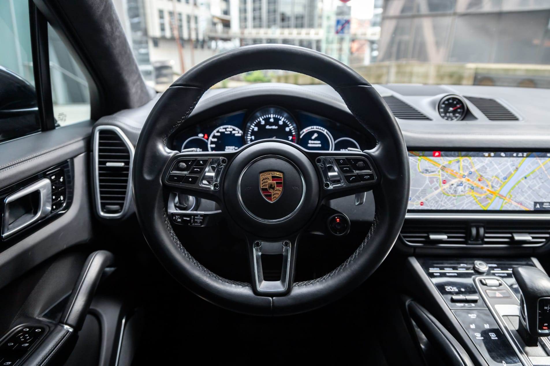 PORSCHE Cayenne Turbo 2018