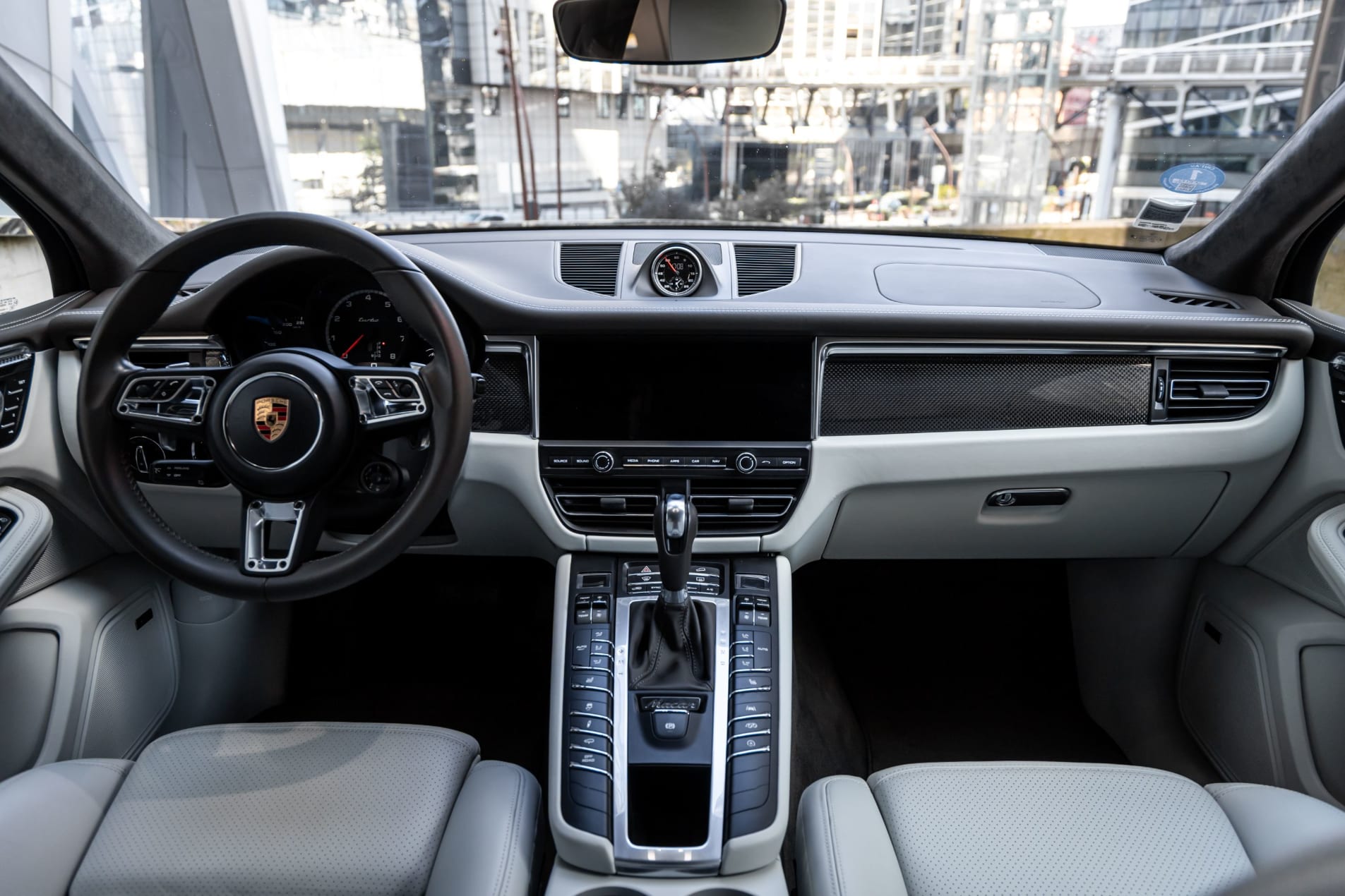 PORSCHE Macan II TUrbo 2019