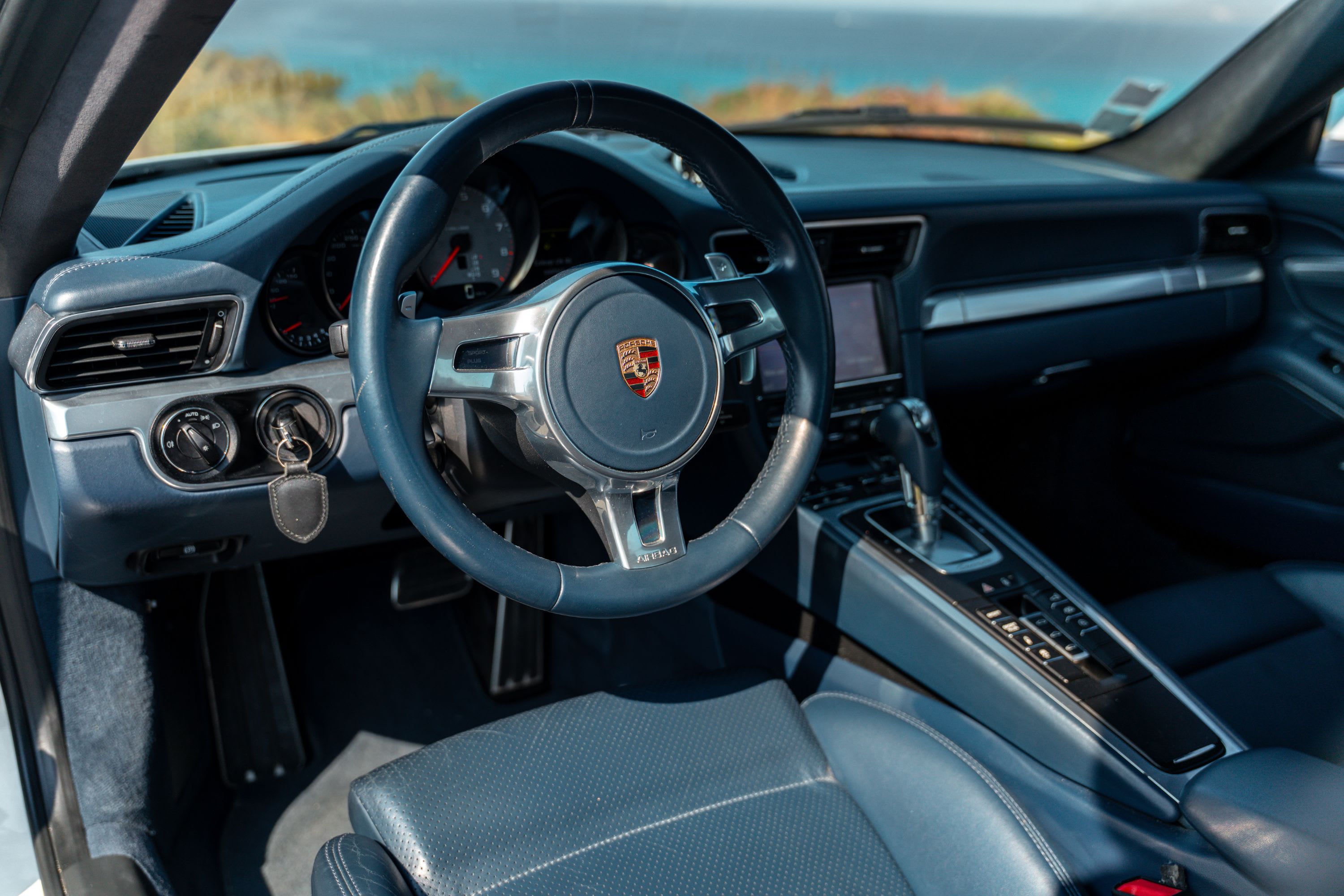 PORSCHE 911 991.1 Carrera S 2012 occasion intérieur (1)