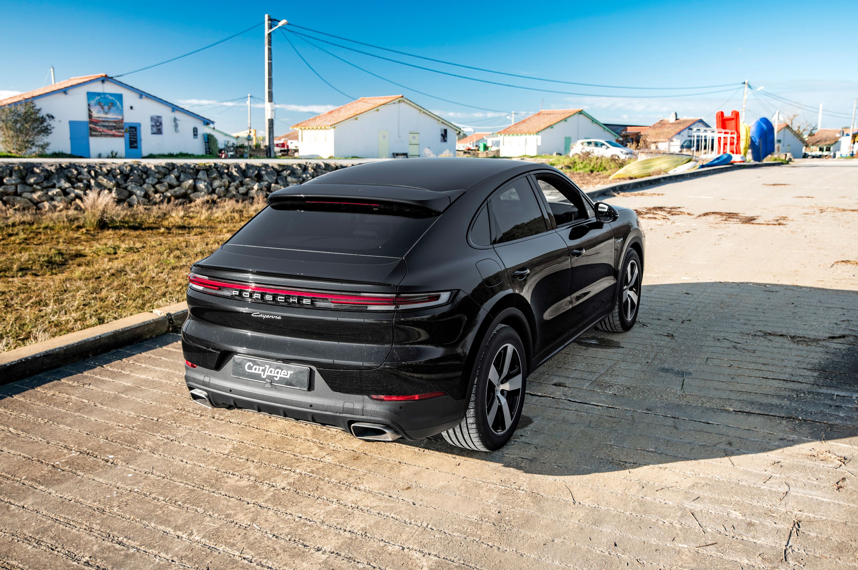 PORSCHE Cayenne Coupé 2025 used exterior (2)