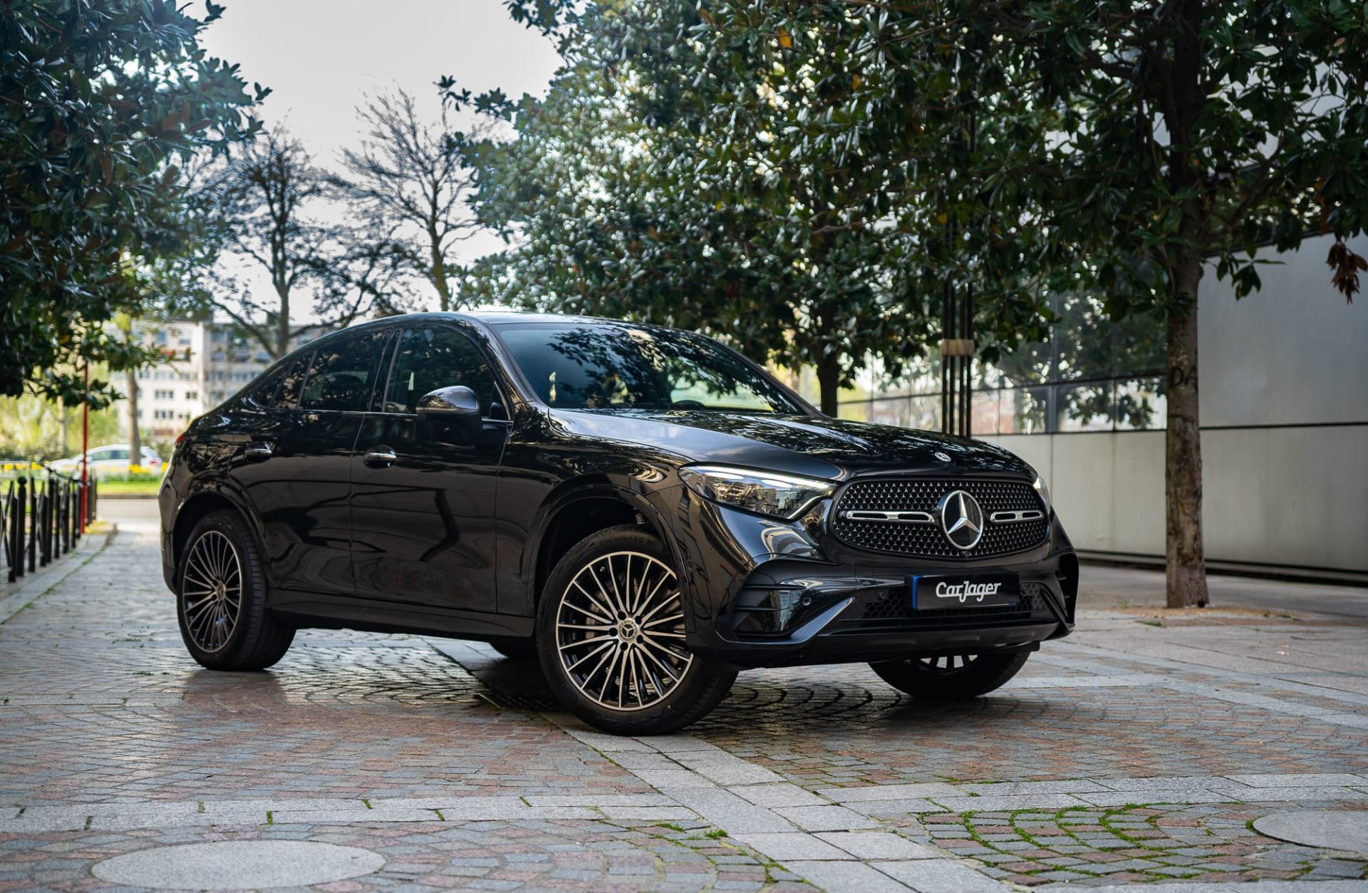 Mercedes-benz Classe Glc Coupé Iv 300e Amg