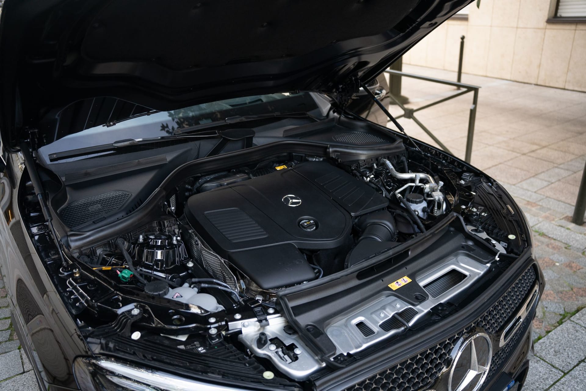MERCEDES BENZ Classe Glc Coupé Iv 300e Amg 2024 occasion mécanique (1)
