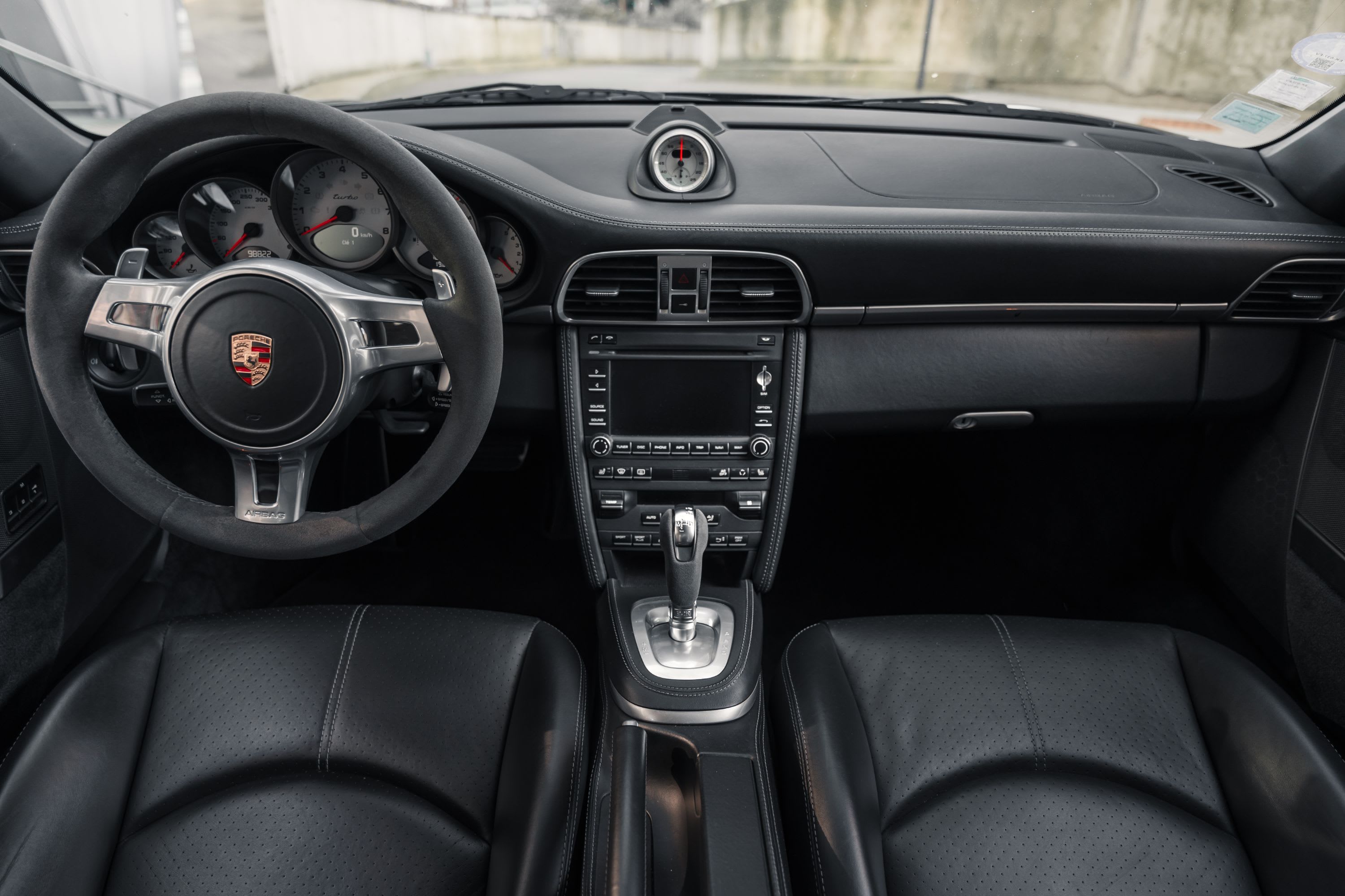 PORSCHE 911 997.2 Turbo 2010 occasion intérieur (1)