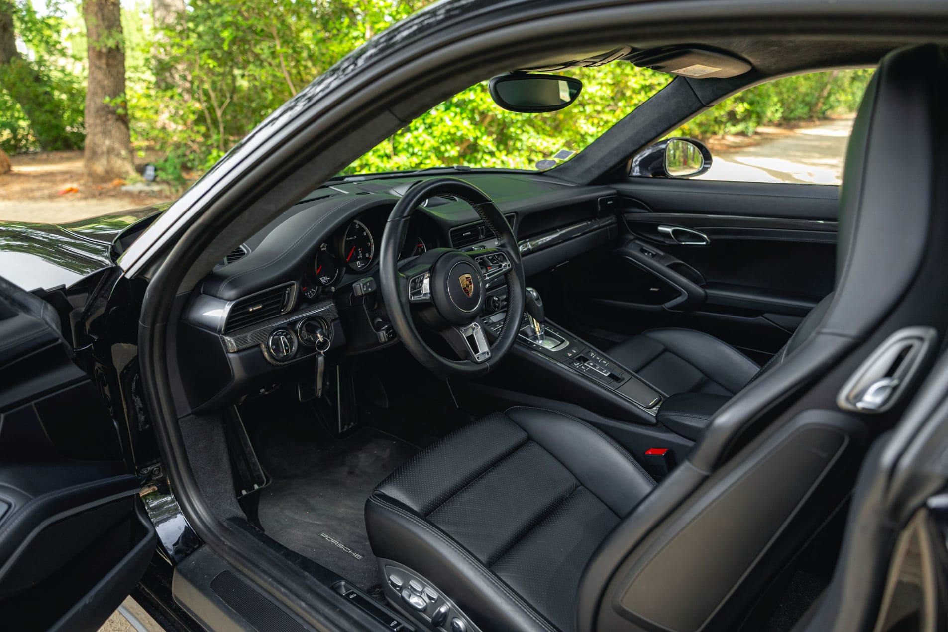 PORSCHE 911 991.2 Turbo S 2016