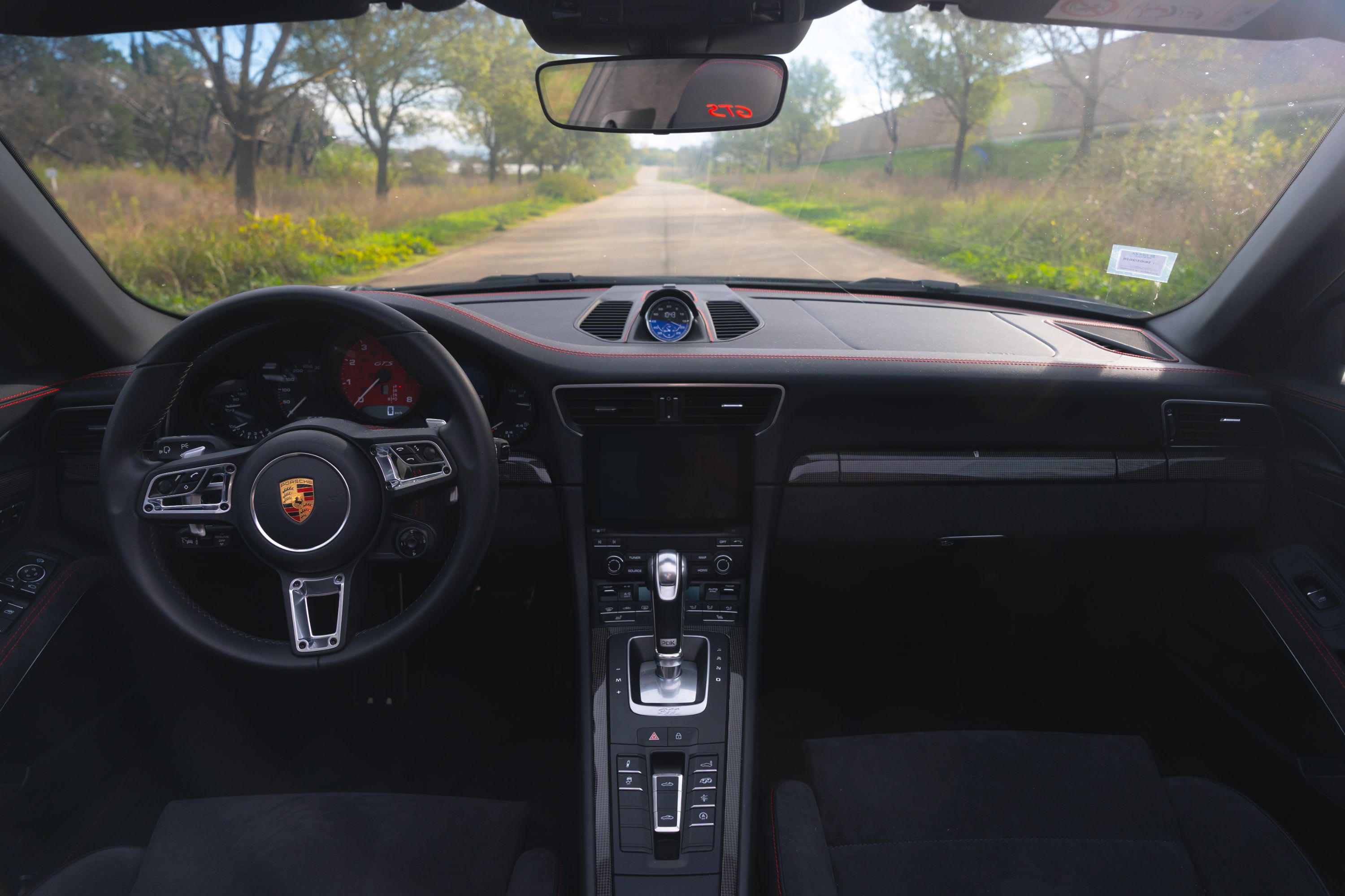 PORSCHE 911 991.2 Targa 4 Gts 2019 used interior (1)