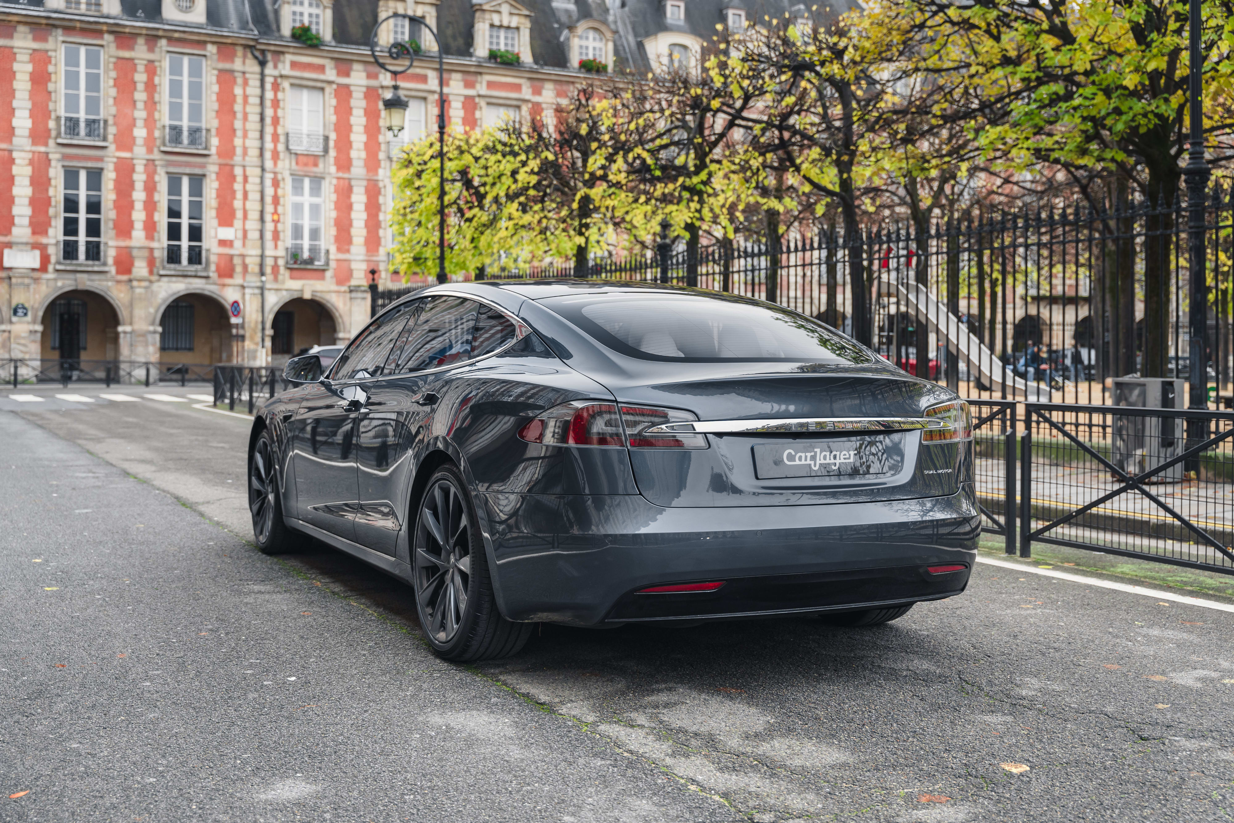 TESLA Model S Long Range 2020 used exterior (2)