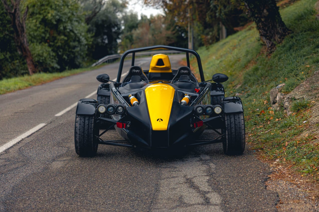 CJVGT2101261328PIS-exteriors-FJ7CKFPRcZ0Z7wVi7pt9k-atom-4