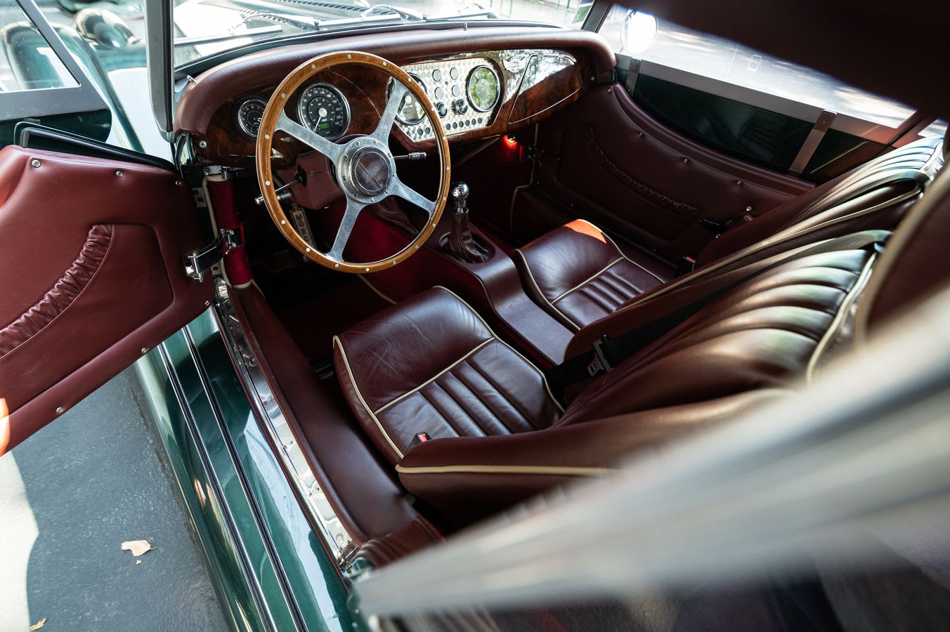 MORGAN V6 Tourer 2009 used interior (1)