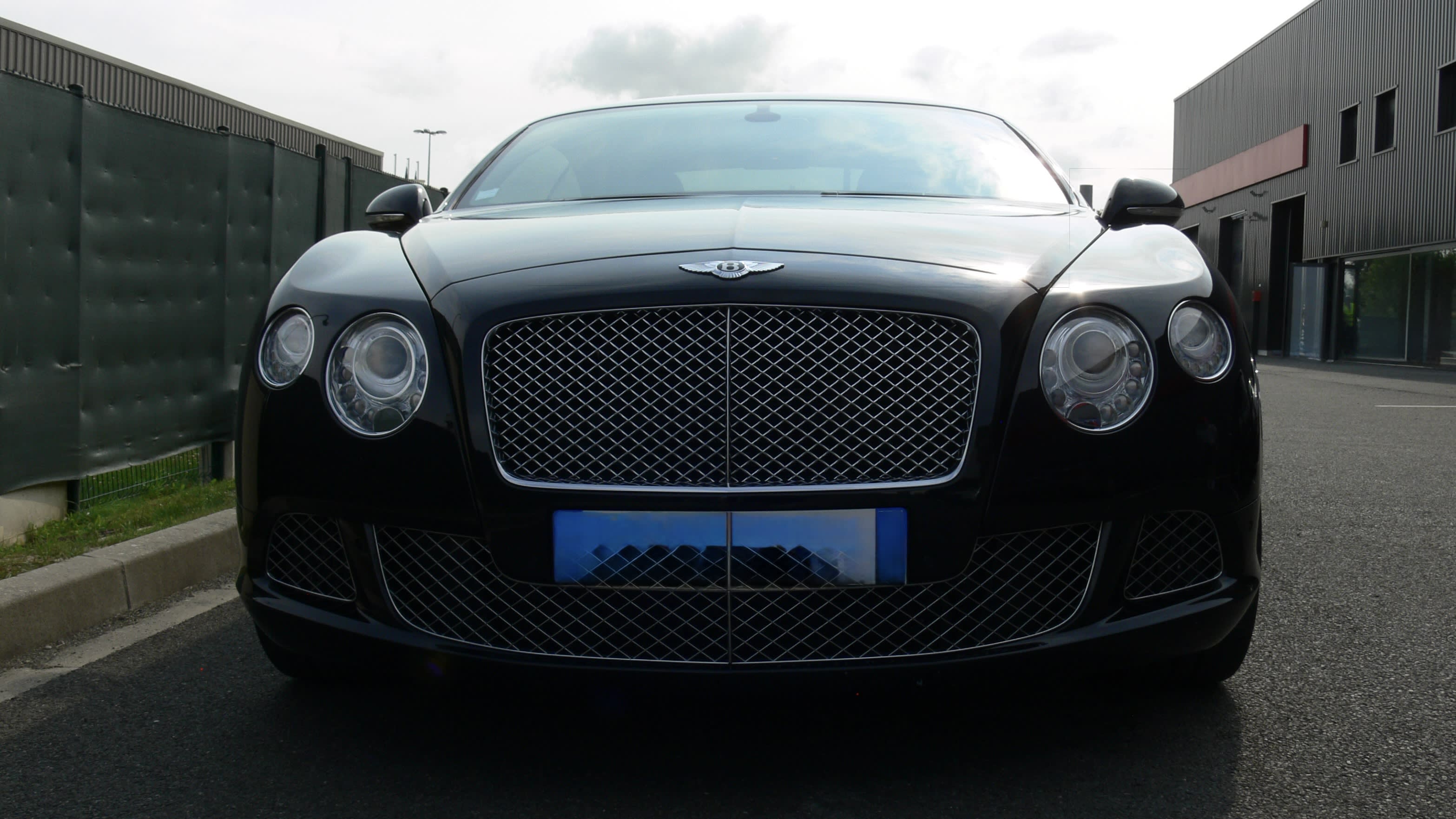 BENTLEY Continental Gt W12 2011 occasion vidéo (1)