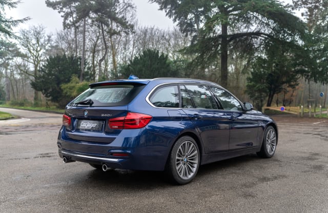 BMW Série 3  Drive Touring Luxury 2016 used
