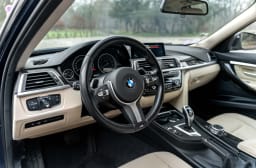 BMW Série 3  Drive Touring Luxury 2016 used car
