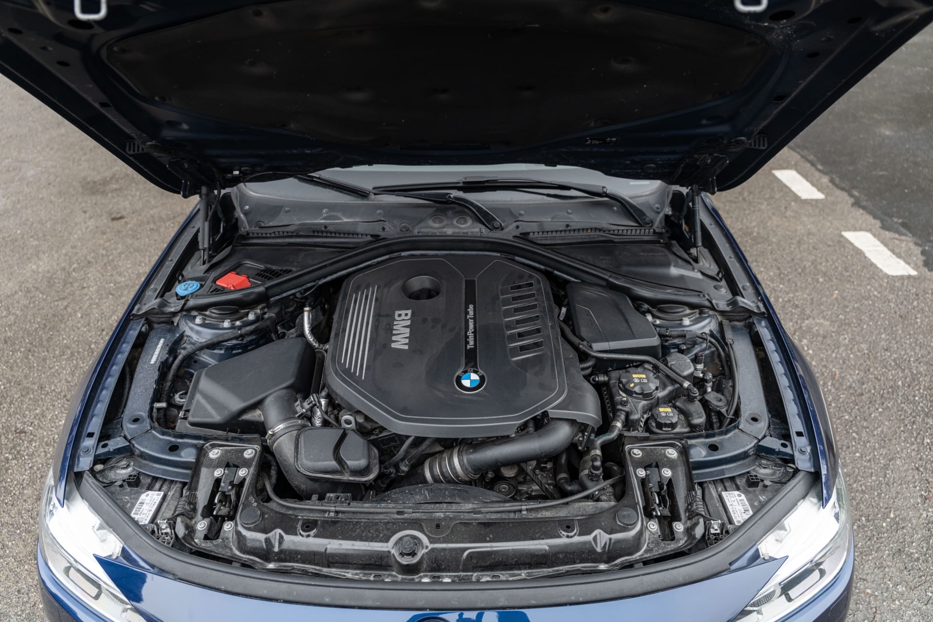 BMW Série 3  Drive Touring Luxury 2016 used mechanical (1)