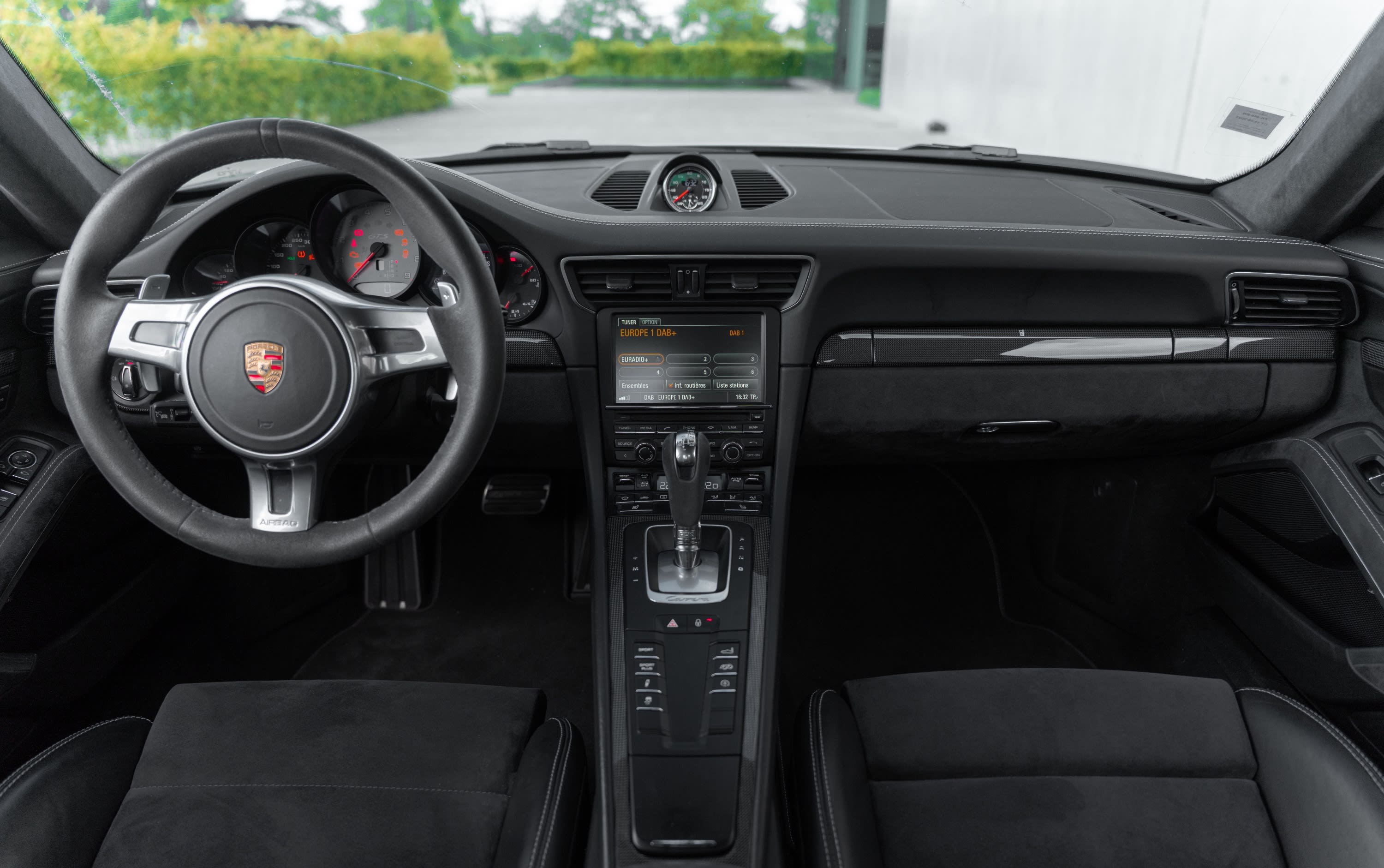 Porsche 911 991.2 Carrera 4 Gts
