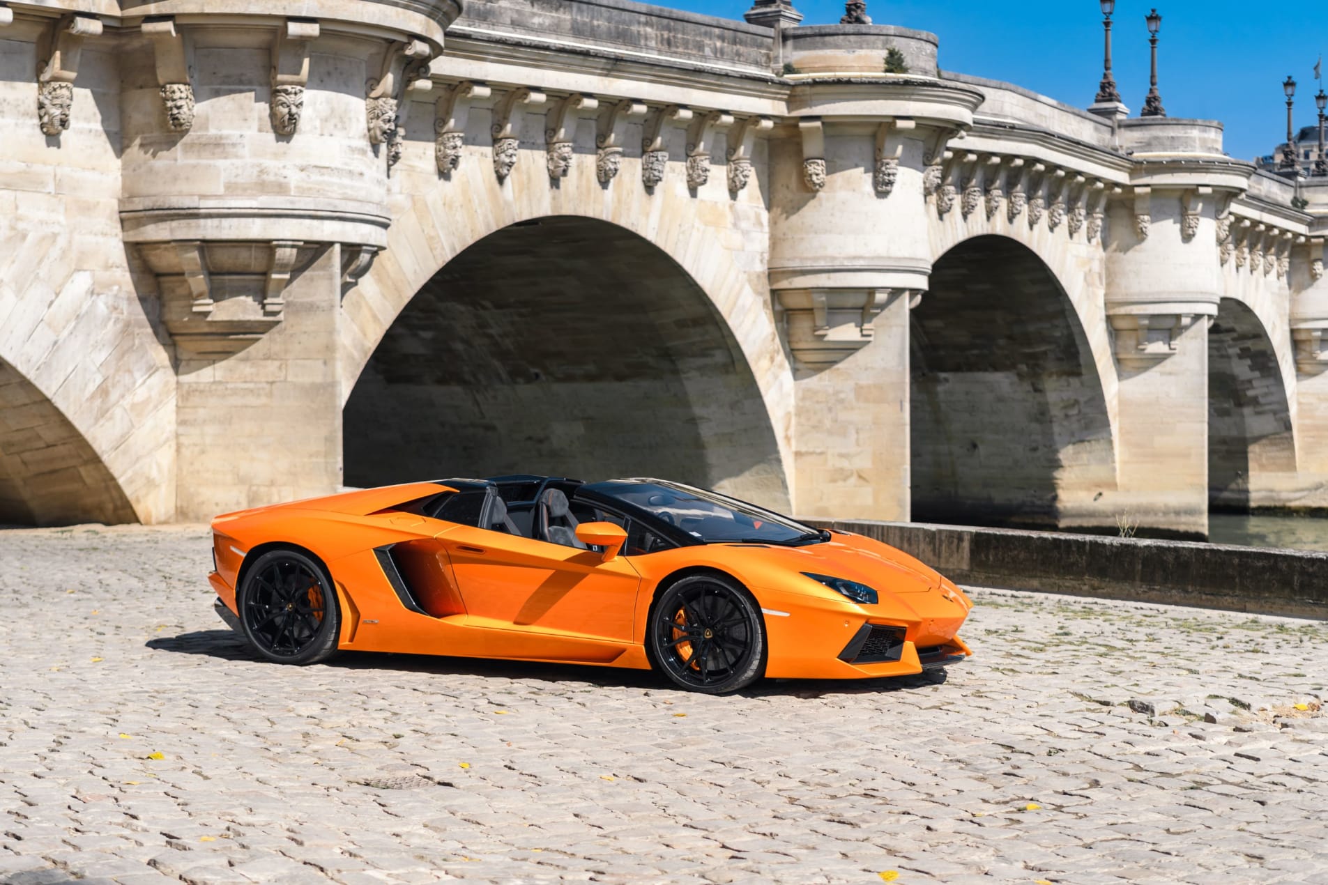 LAMBORGHINI Aventador LP 700 -4 Roadster  2014