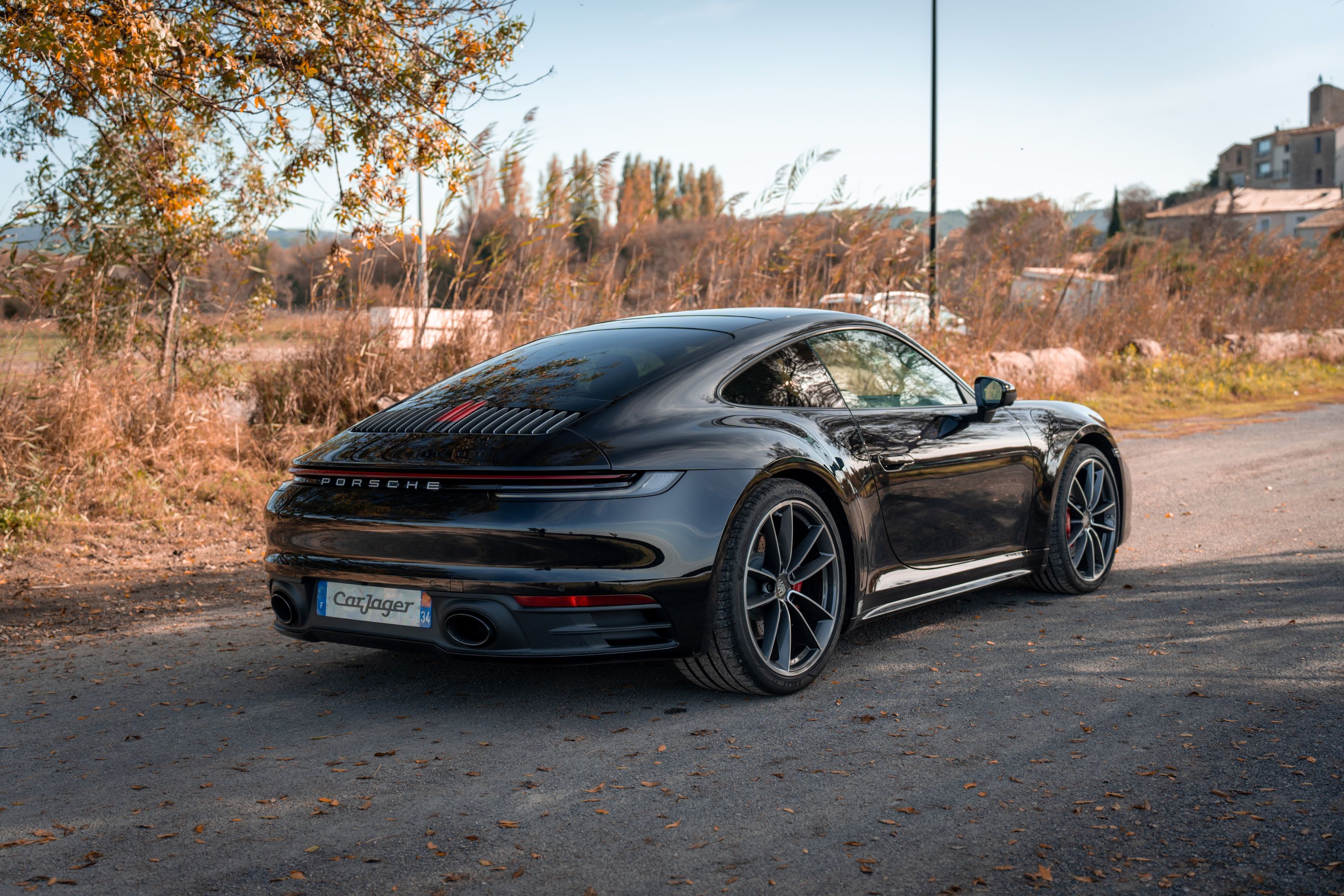 PORSCHE 911 992.1 Carrera 4s 2023 used video (1)