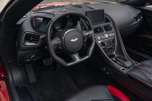 ASTON MARTIN Dbs 3rd Generation Iii Superleggera Volante 2023 used car