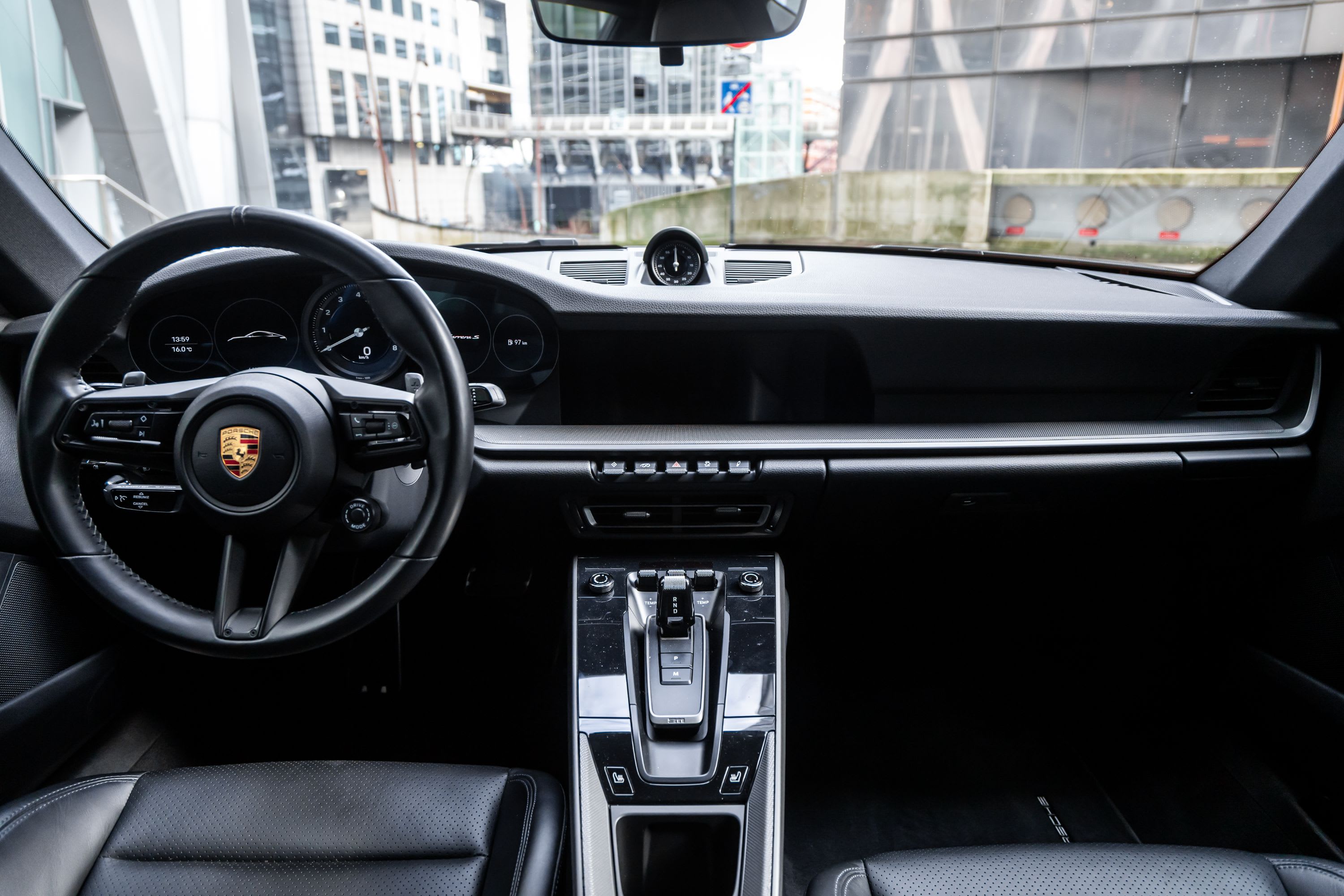 PORSCHE 911 992.1 Carrera S 2019 used interior (1)