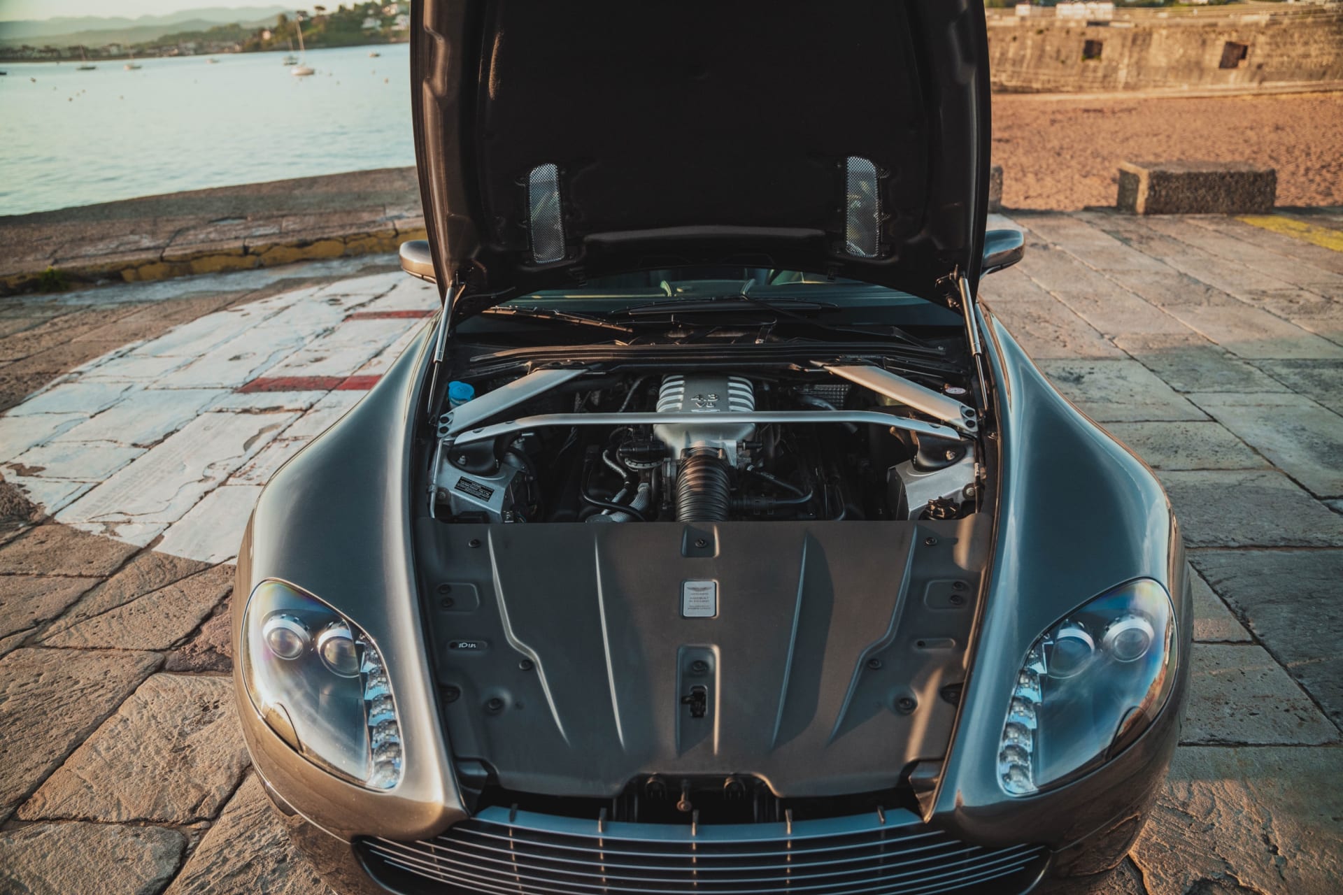ASTON MARTIN Vantage 4.3 2006 occasion mécanique (1)