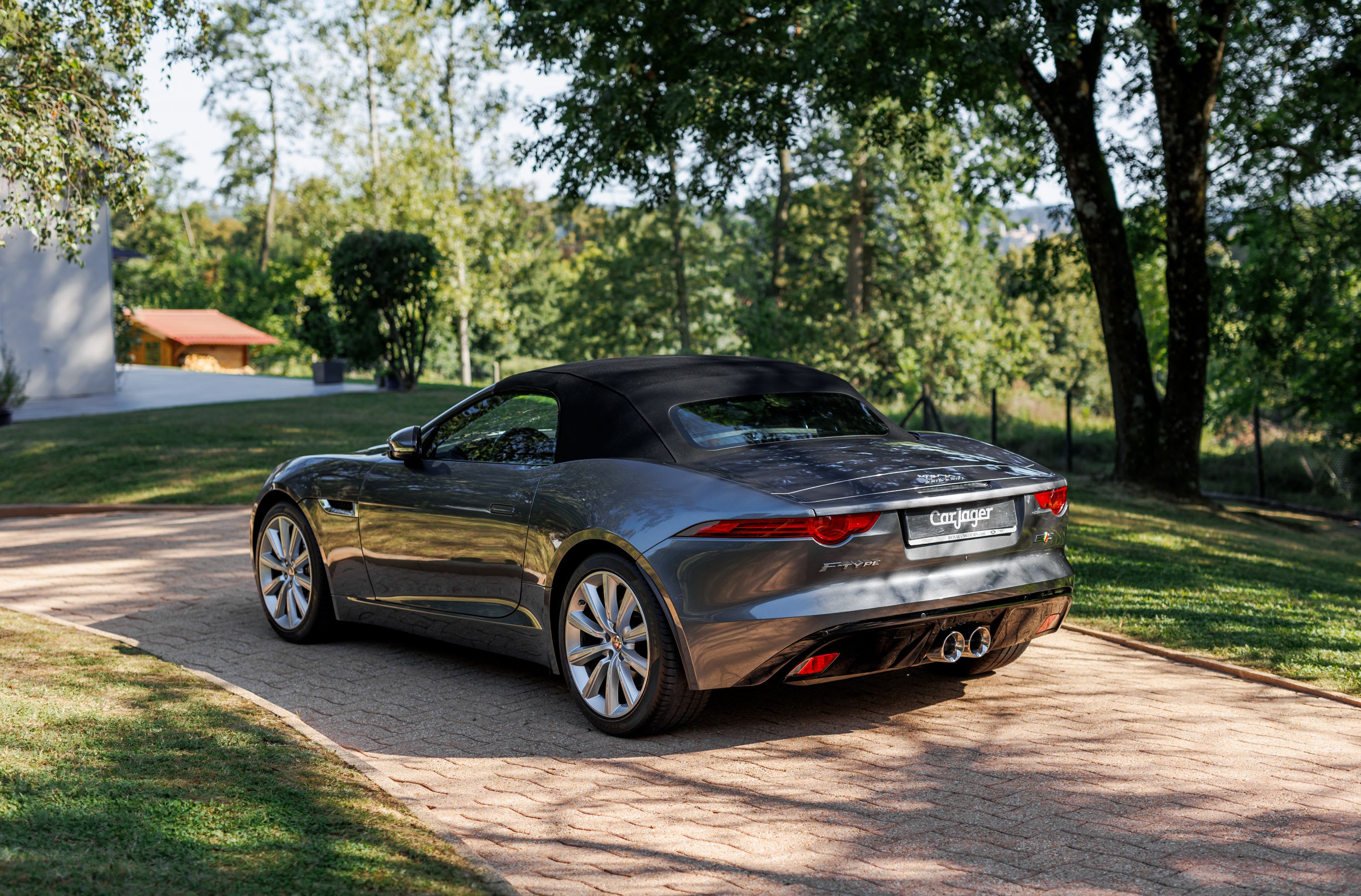 JAGUAR F-type  Cabriolet  2017 occasion extérieur (2)