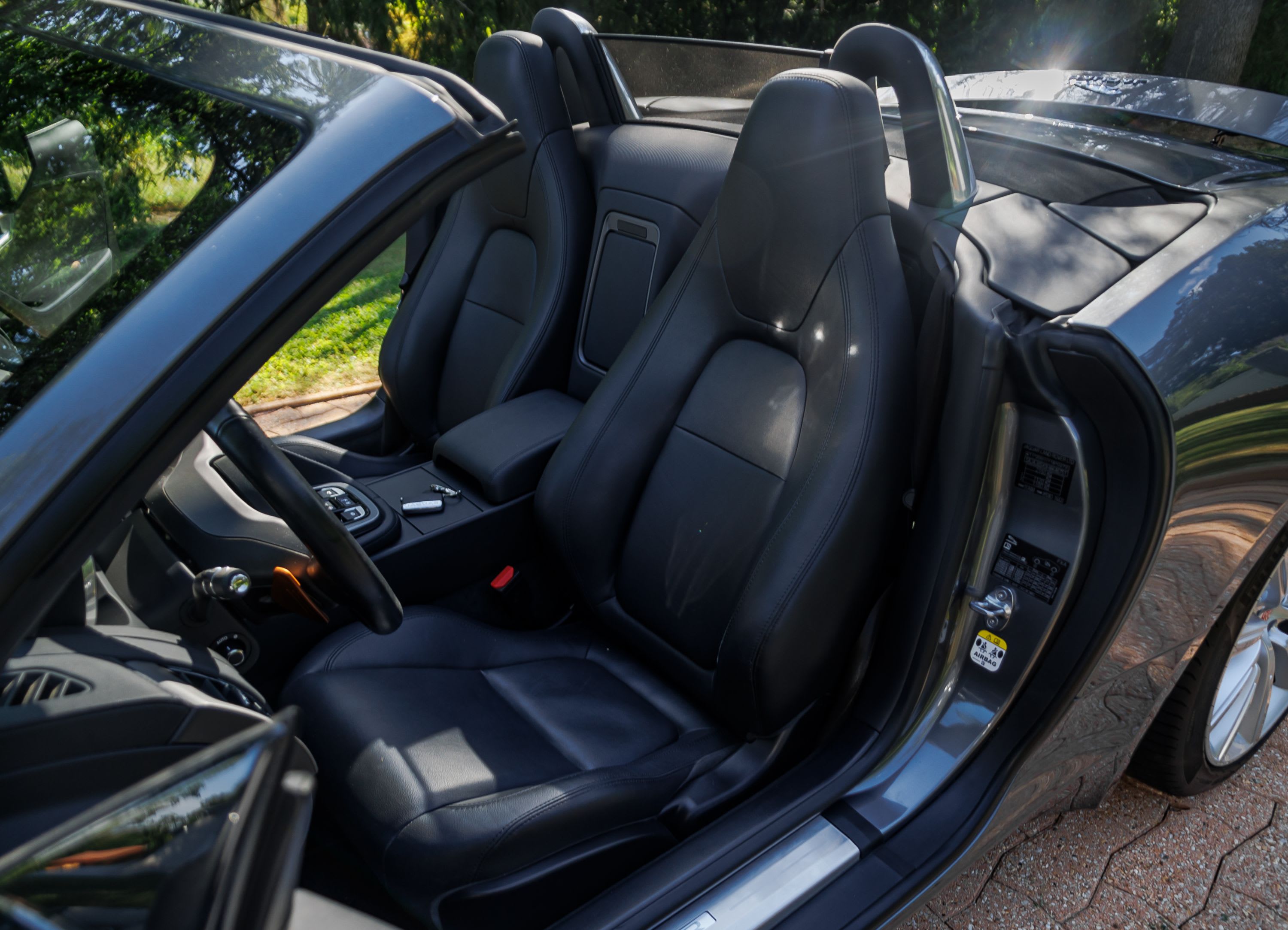 JAGUAR F-type  Cabriolet  2017 occasion intérieur (1)