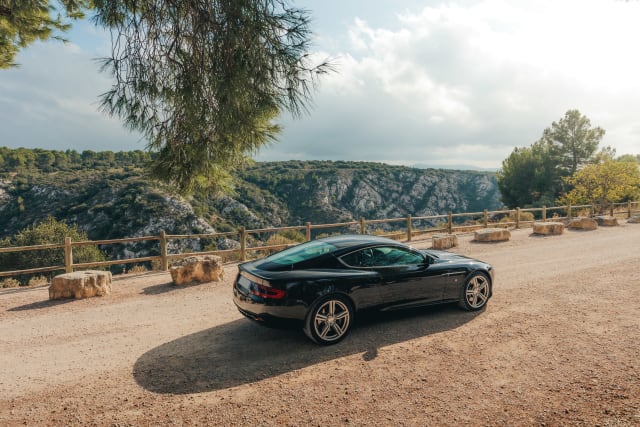 Aston Martin Db9