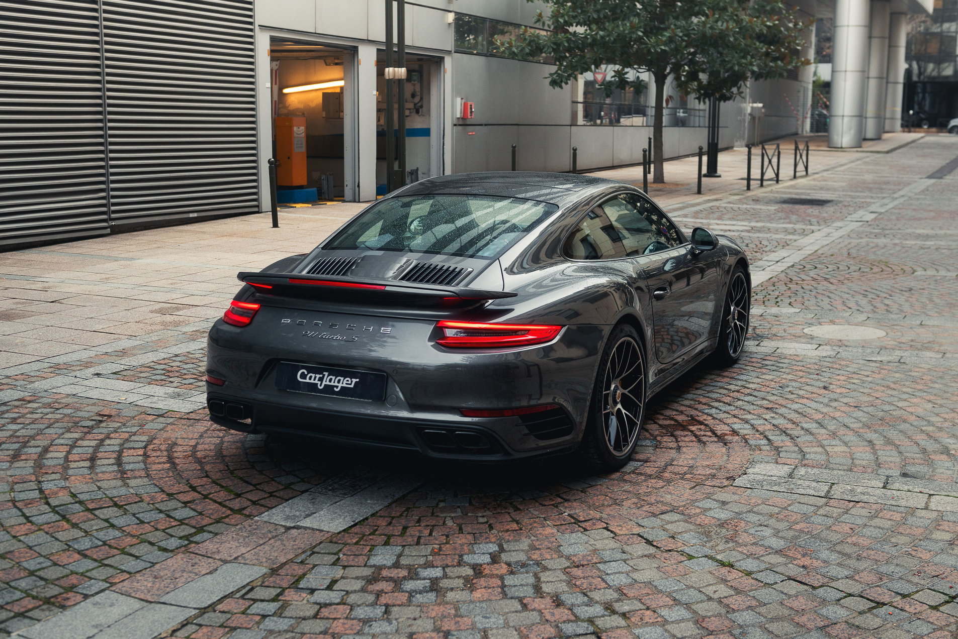 Photo PORSCHE 911 991.2 Turbo S 2016