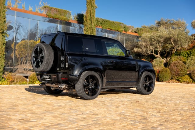 Land Rover Defender 90 P525
